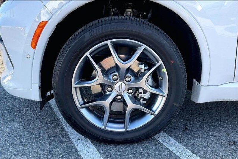 New 2027 Dodge Durango Gt Hemi V8 AwdImage 10