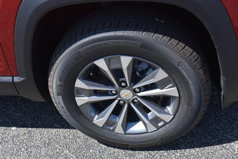 New 2026 Chevrolet Equinox LTImage 12