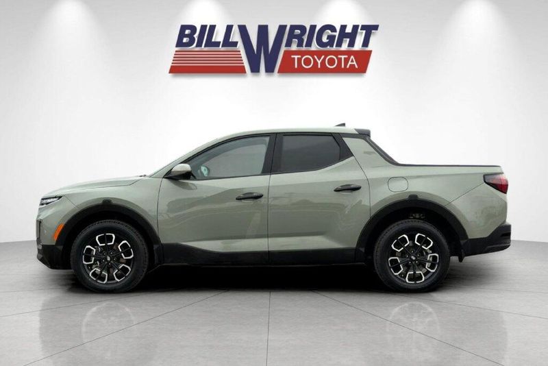 Used 2024 Hyundai Santa Cruz SEImage 6