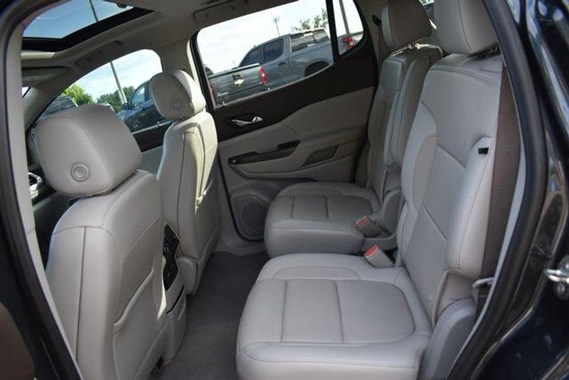 Used 2020 GMC Acadia SLTImage 23