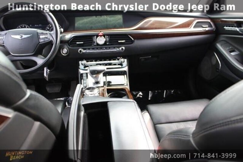 2017 Genesis G90 3.3T PremiumImage 21