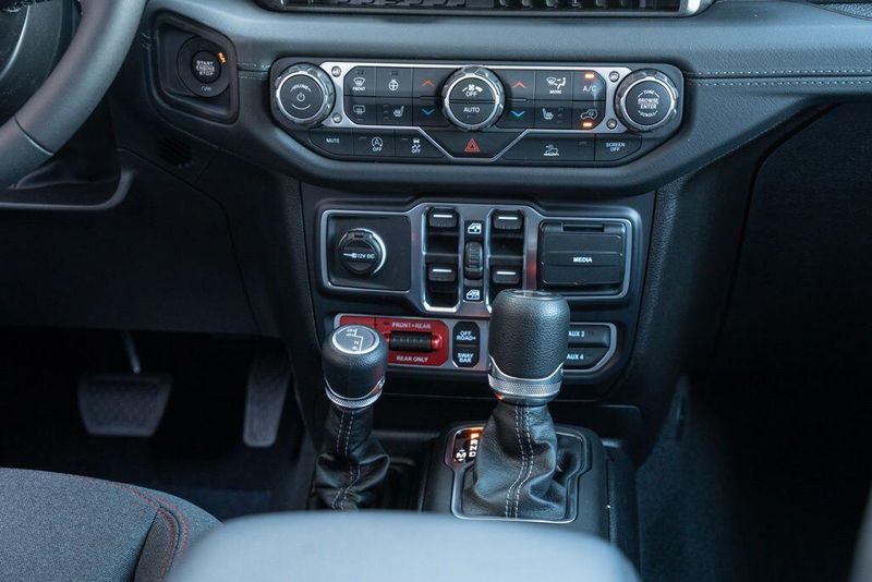 New 2026 Jeep Wrangler RubiconImage 25
