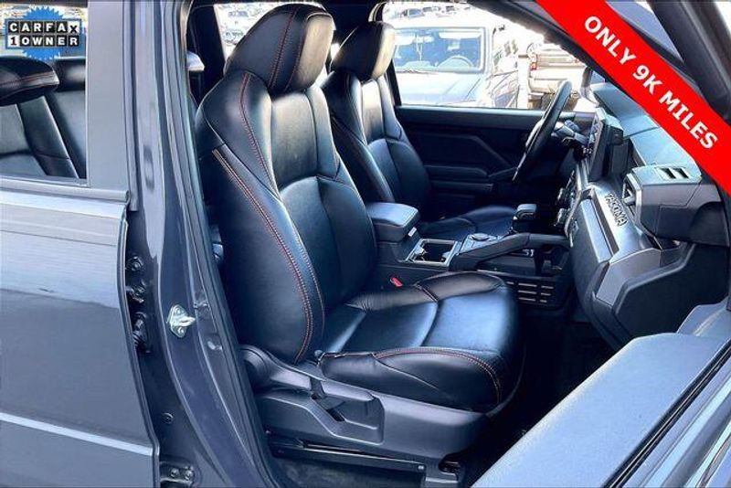Used 2025 Toyota Tacoma SR5Image 6