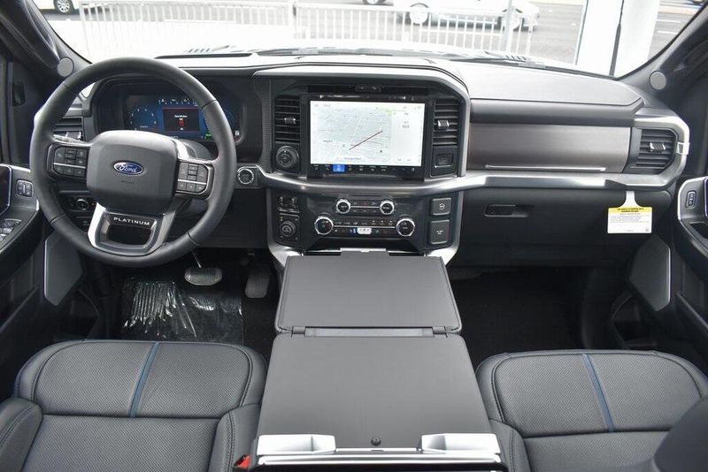 New 2025 Ford F-150 PlatinumImage 23