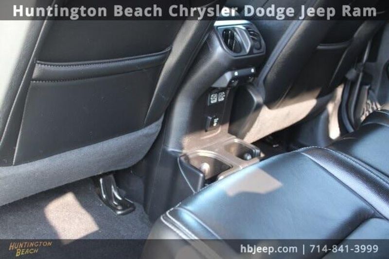 2020 Jeep Gladiator OverlandImage 36