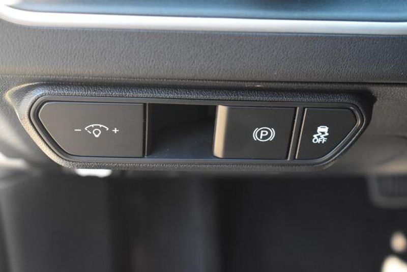 New 2026 Kia K4 LXSImage 20