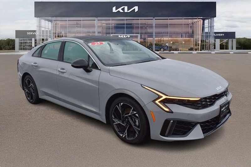 New 2025 Kia K5 GT-LineImage 11