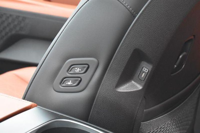 New 2026 Kia Carnival Hybrid SXImage 23