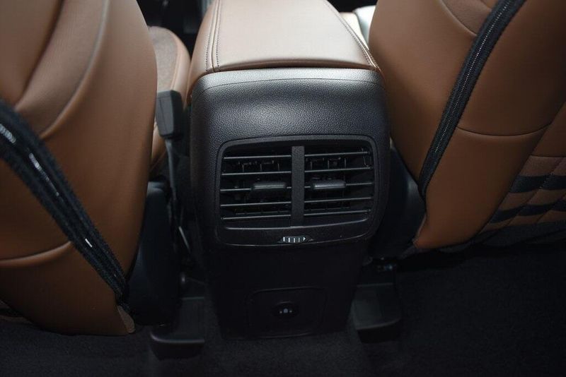 2025 Ford Bronco Sport Outer BanksImage 8