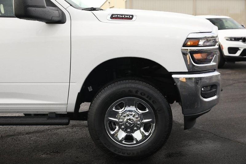 2025 RAM 2500 Tradesman Crew Cab 4x4 6