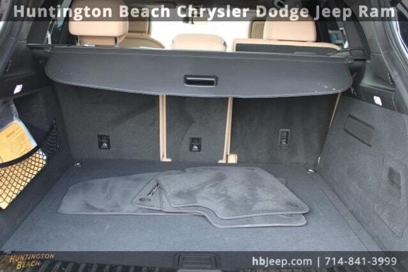 2022 Porsche Cayenne Platinum EditionImage 40