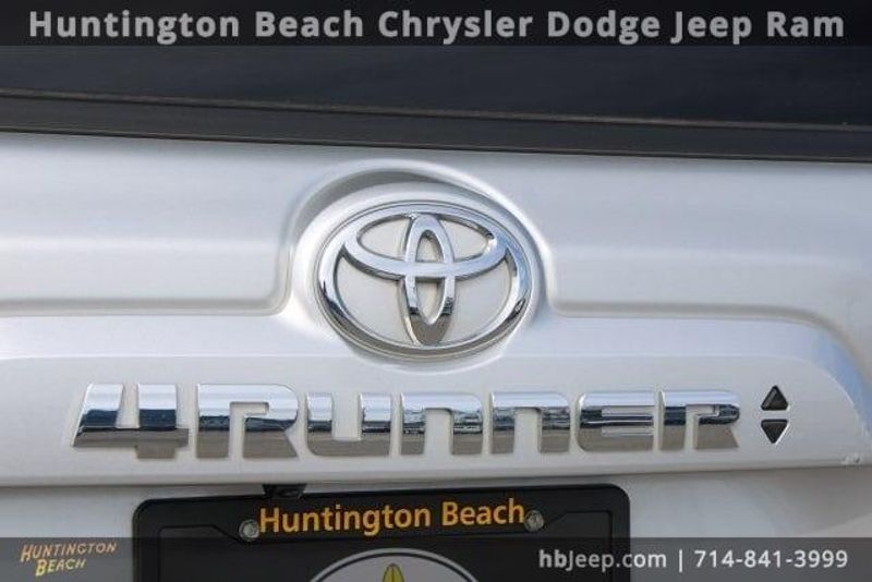 2023 Toyota 4Runner SR5 PremiumImage 8