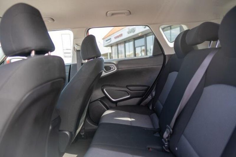 Used 2023 Kia Soul LXImage 13