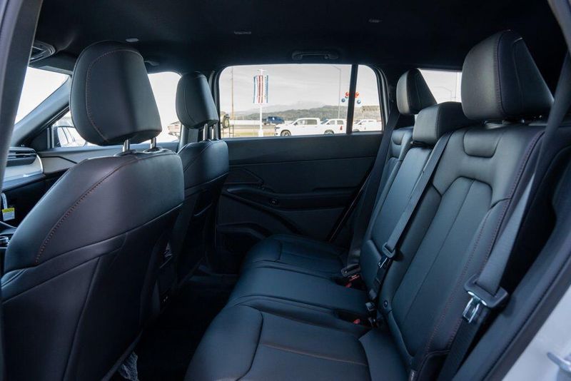 New 2026 Jeep Cherokee LimitedImage 14