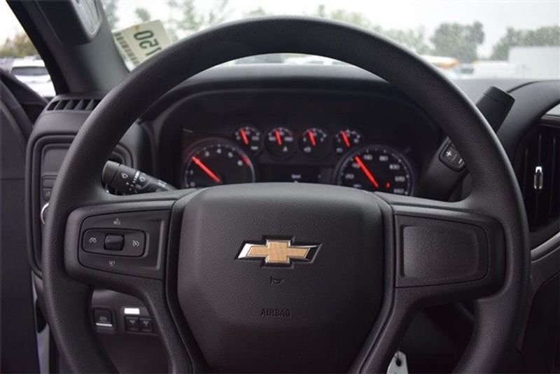 2023 Chevrolet Silverado 2500HD Work Truck in a Summit White exterior color and Blackinterior. Raymond Auto Group 888-703-9950 raymonddeals.com 