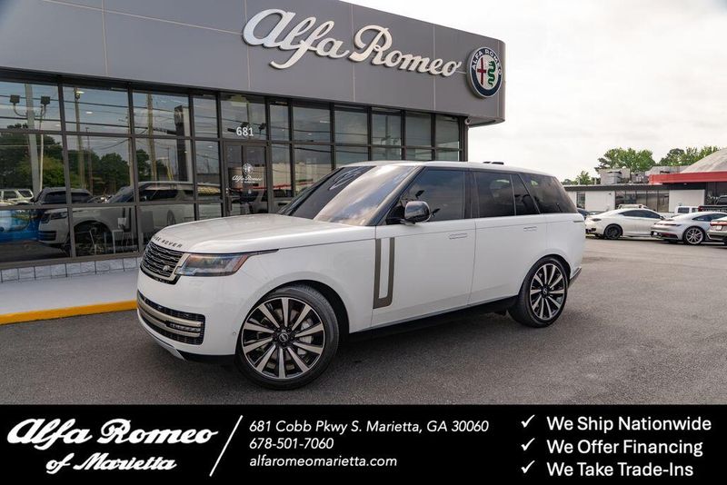2023 Land Rover Range Rover SE