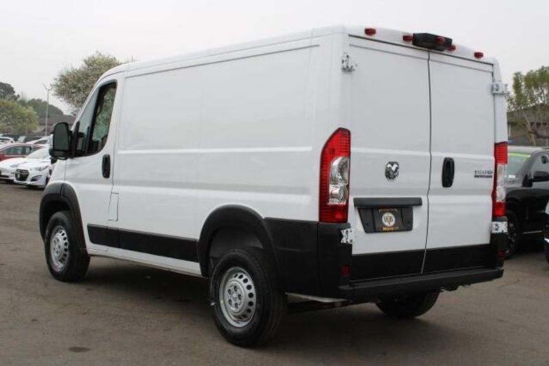 2025 RAM ProMaster 1500 Low Roof 118 WBImage 6