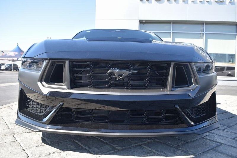 2025 Ford Mustang Dark HorseImage 33