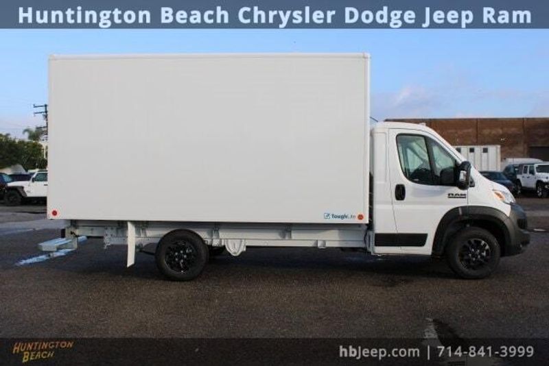 2023 RAM ProMaster 3500 Low RoofImage 3