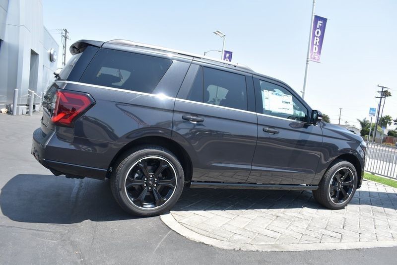 2024 Ford Expedition LimitedImage 2