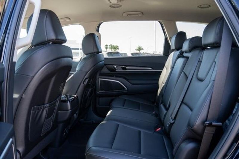 New 2025 Kia Telluride LXImage 14