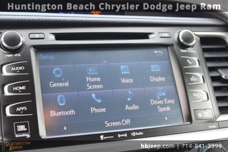2016 Toyota Highlander LimitedImage 27