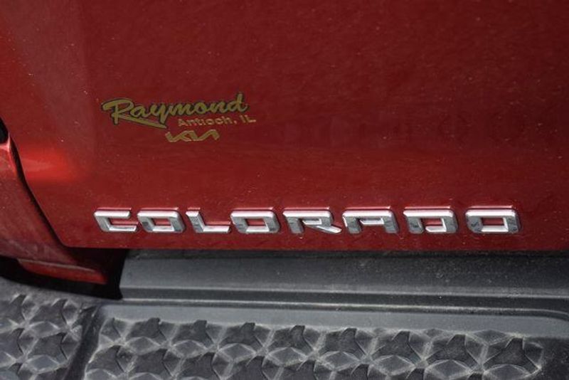 Used 2024 Chevrolet Colorado LTImage 14