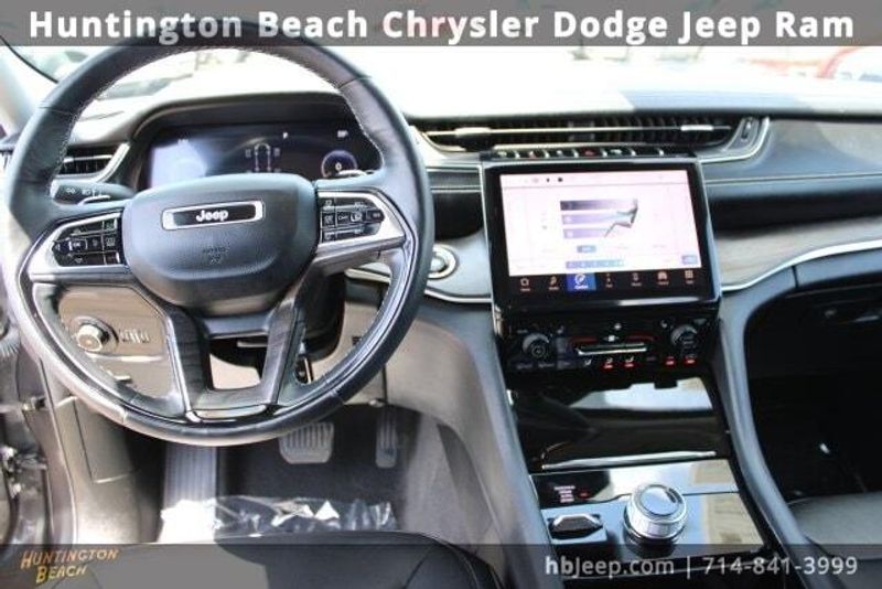 2022 Jeep Grand Cherokee LimitedImage 14