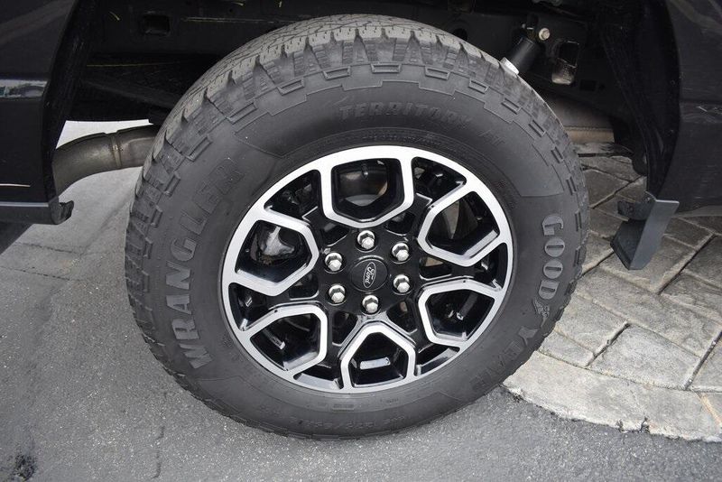 2021 Ford F-150 XLTImage 5