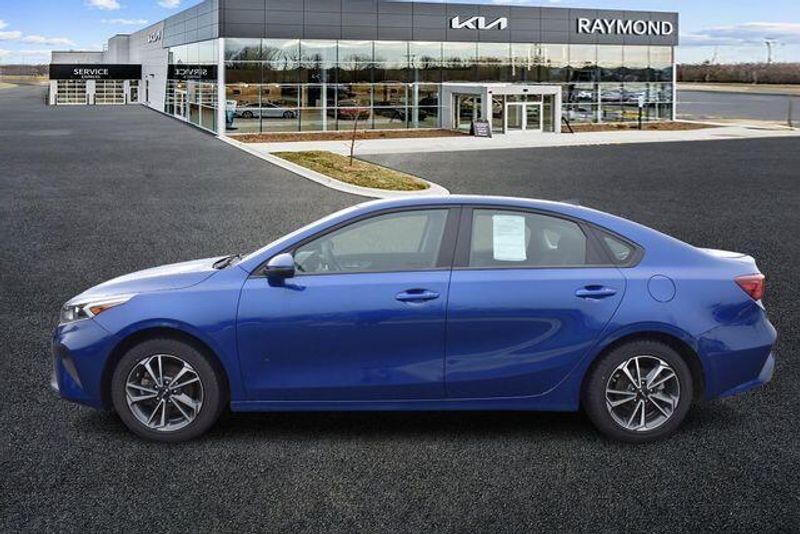 Used 2024 Kia Forte LXSImage 6