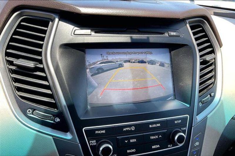 Used 2018 Hyundai Santa Fe Sport 2.4 BaseImage 21
