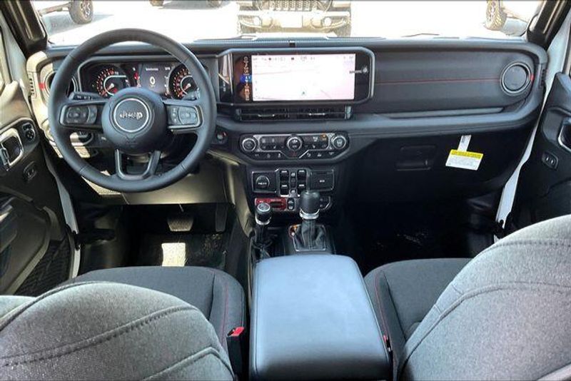 New 2025 Jeep Gladiator Rubicon 4x4Image 4