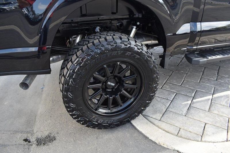 New 2025 Ford F-150 XLTImage 8