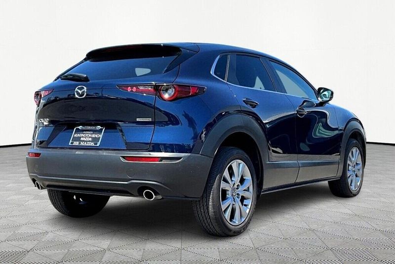 2022 Mazda CX-30 2.5 S Select PackageImage 2