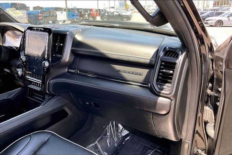 Used 2022 RAM 1500 LimitedImage 16