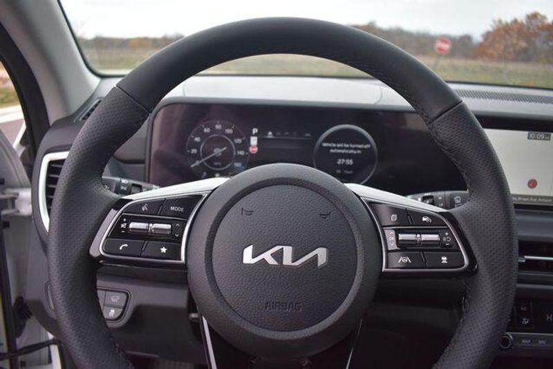 New 2026 Kia Seltos SXImage 30