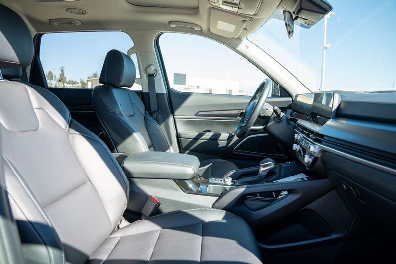 Used 2025 Kia Telluride SImage 21