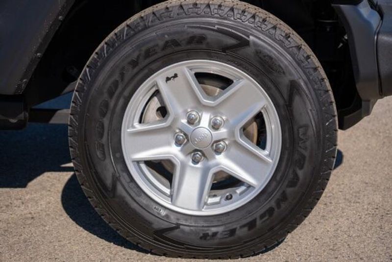 Used 2020 Jeep Wrangler Unlimited Sport SImage 9