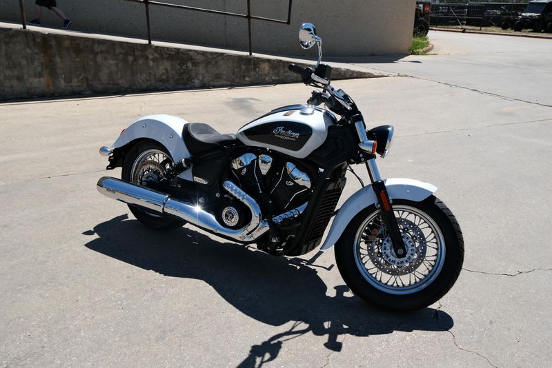 New Indian Motorcycles | Family Powersports Dealer