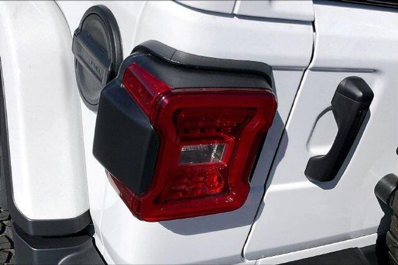 New 2027 Jeep Wrangler 4-door MoabImage 12