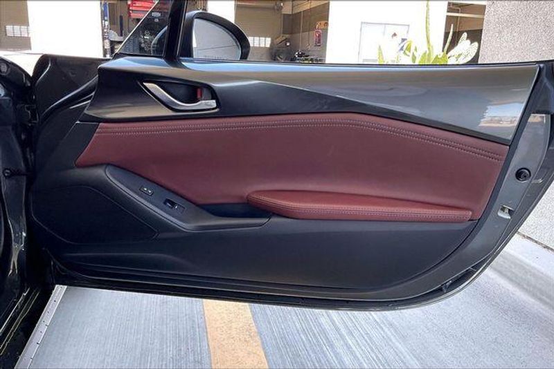Used 2019 Mazda MX-5 Miata RF Grand TouringImage 23