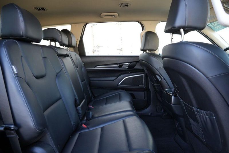 Used 2024 Kia Telluride LXImage 16
