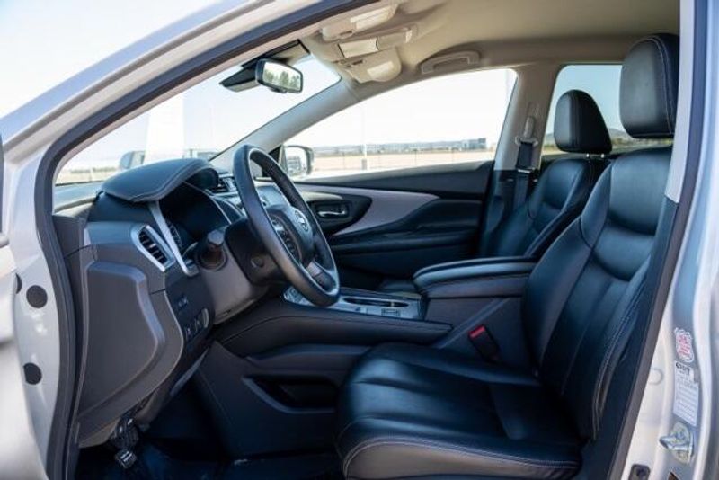 Used 2023 Nissan Murano SVImage 10