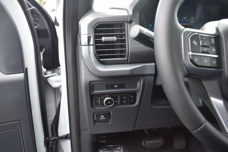 New 2025 Ford F-150 XLTImage 15