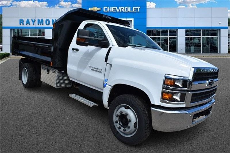 2024 Chevrolet Silverado 4500HD Work TruckImage 11