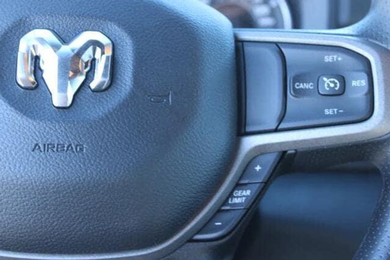 2023 RAM 2500 Tradesman Crew Cab 4x2 Long BoxImage 22
