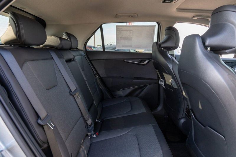 New 2026 Kia Niro SXImage 14