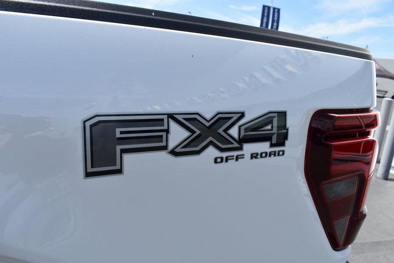 New 2025 Ford F-150 LariatImage 8