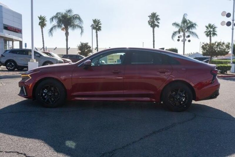 New 2025 Kia K5 LXSImage 4