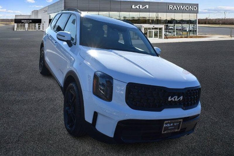 Used 2024 Kia Telluride EX X-LineImage 10